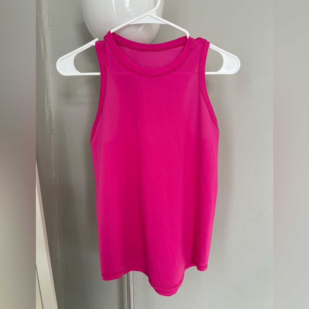 Lululemon Athletica Vibrant Pink Tank Top Size 4